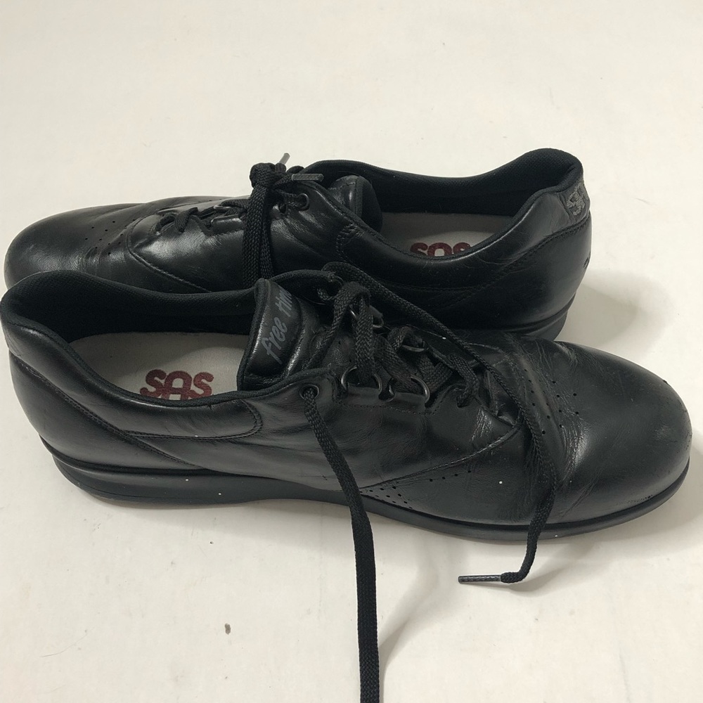 Women’s SAS Free Time Walking Shoes Size 11.5